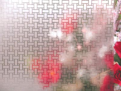 Vidro impresso acidato